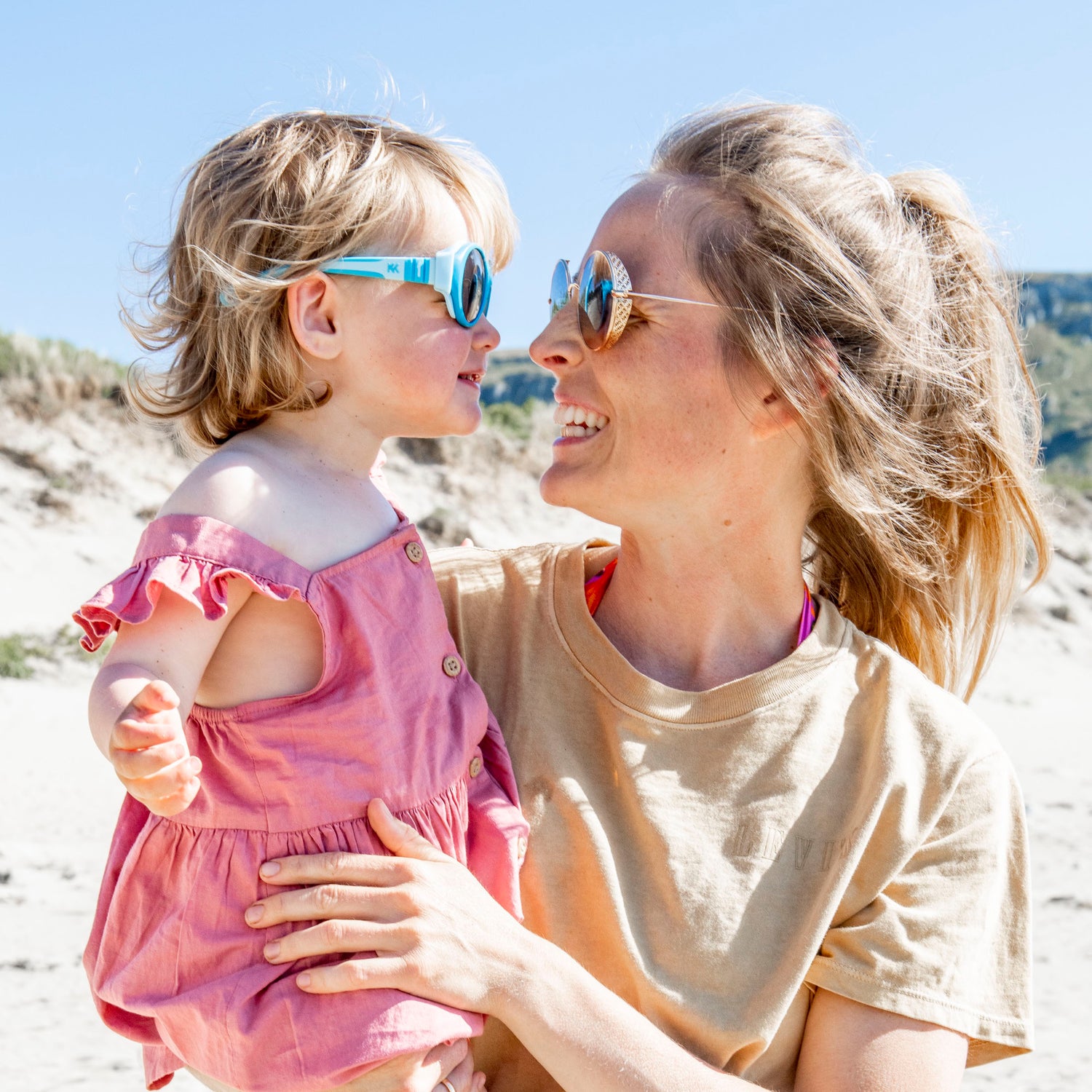 Mother and daughter wearing Mokki sunglasses